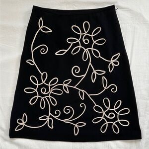 Ann Taylor LOFT PETITES Black/w tan floral embroidery A line Skirt Wool Size 6P